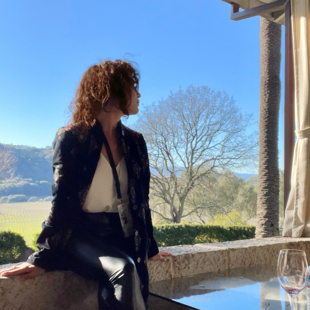 Meet your Posher, Estefania